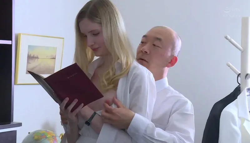 Người vợ chấp nhận làm em ghệ cho đối tác của Người chồng để trả nợ