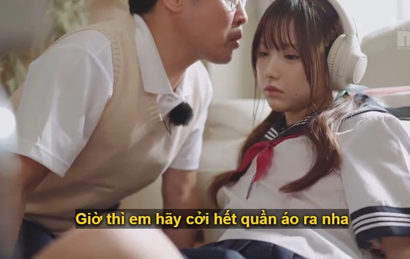Gã nhà cạnh bên giả làm thầy giáo thôi miên em nữ học sinh để giở trò đồi bại
